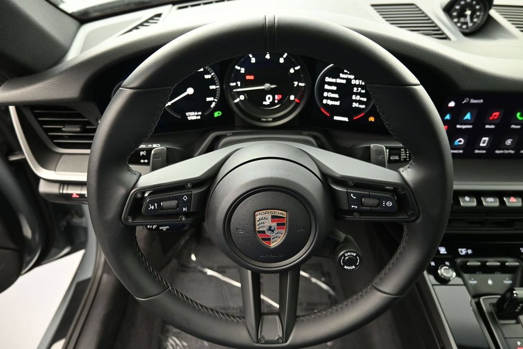 Certified 2024 Porsche 911 Carrera RWD image 7