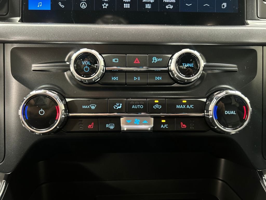 New 2025 Ford F150 XLT w/ Equipment Group 303A High image 24