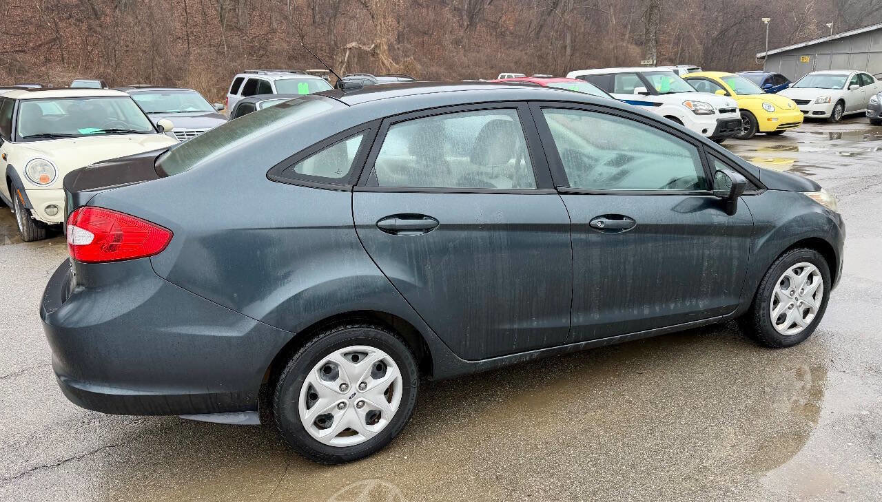 Used 2011 Ford Fiesta S image 6