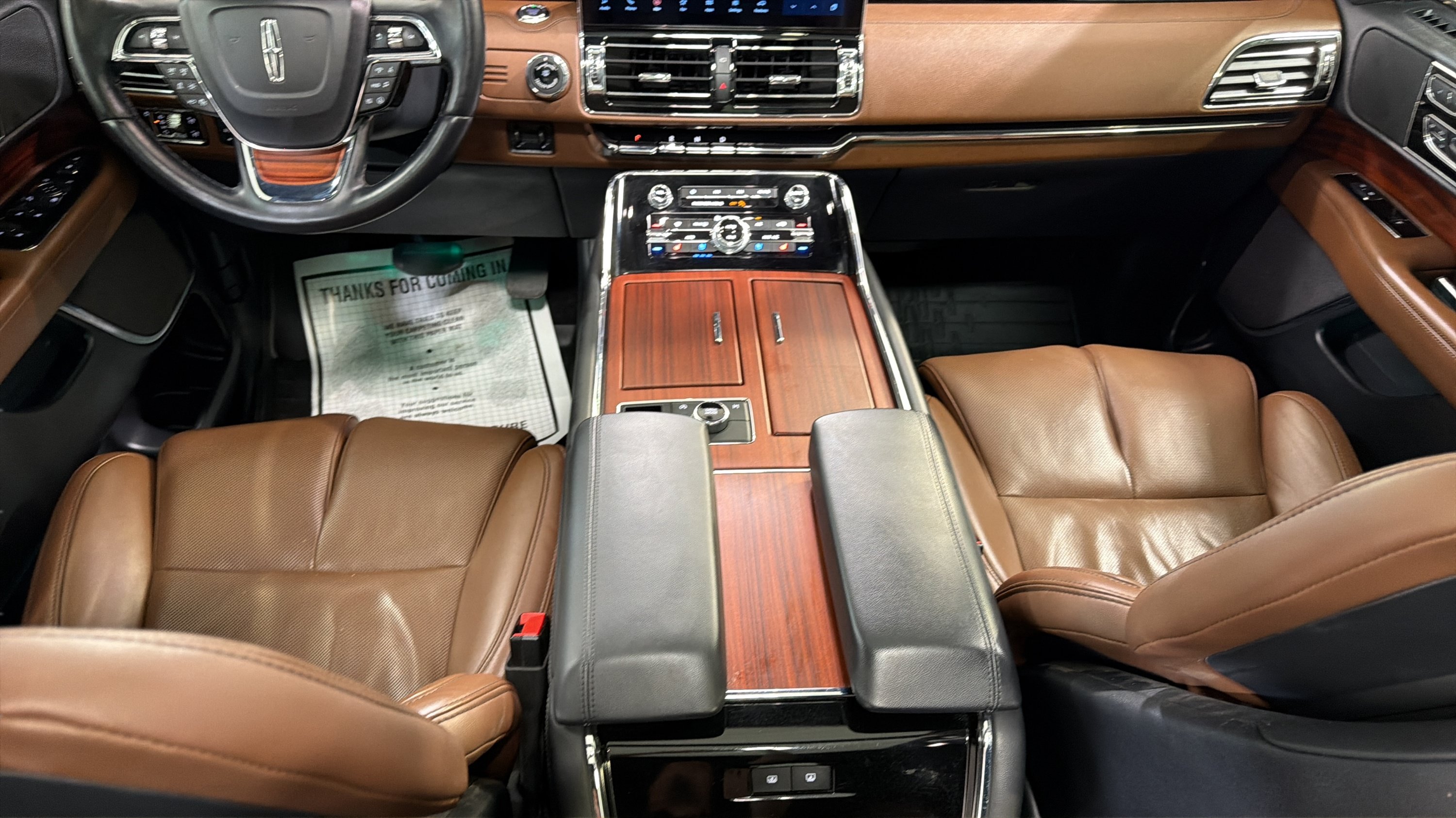 Used 2024 Lincoln Navigator Reserve AWD/4WD image 12