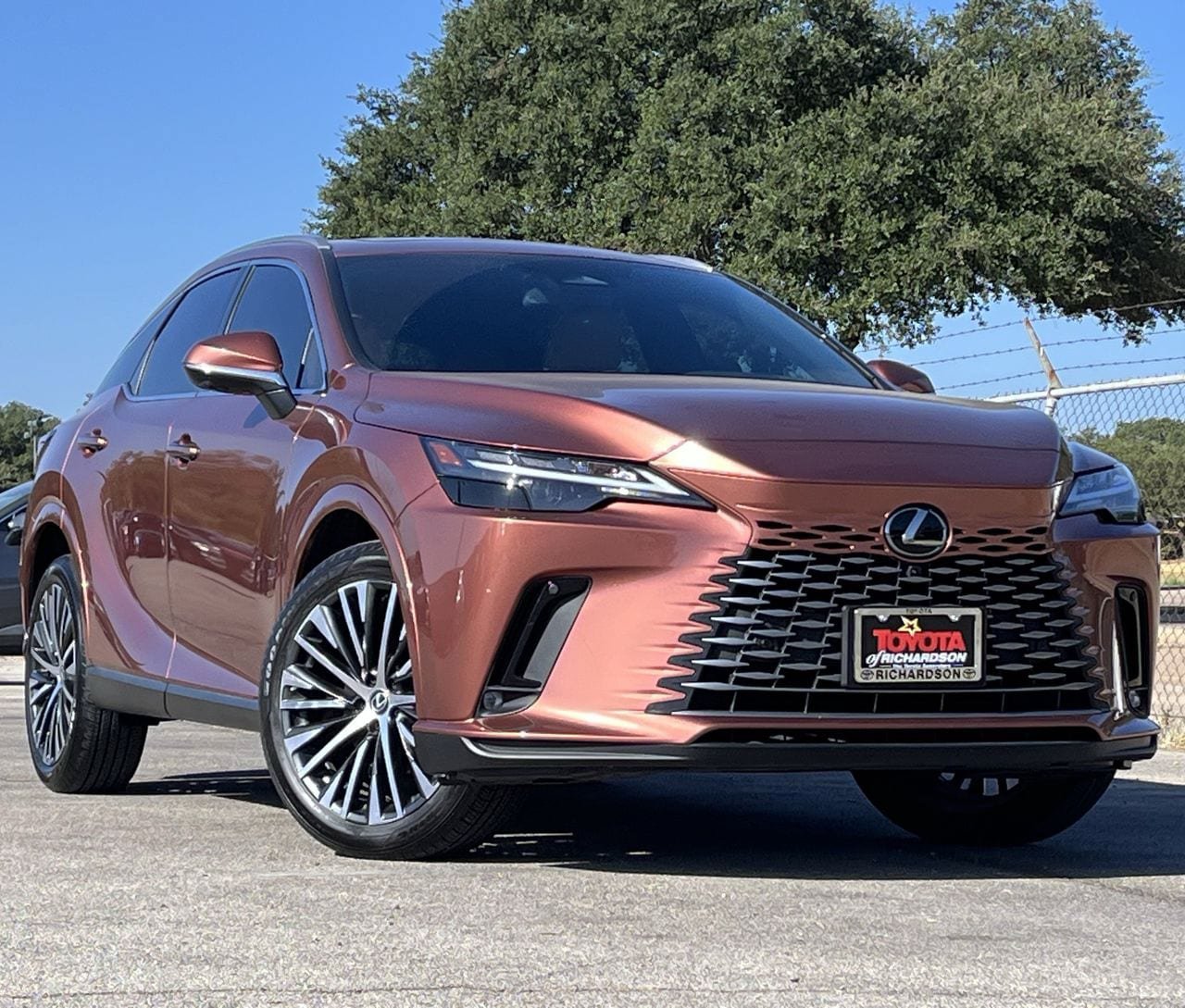 Used 2024 Lexus RX 350 Premium Plus w/ Convenience Package FWD image 2