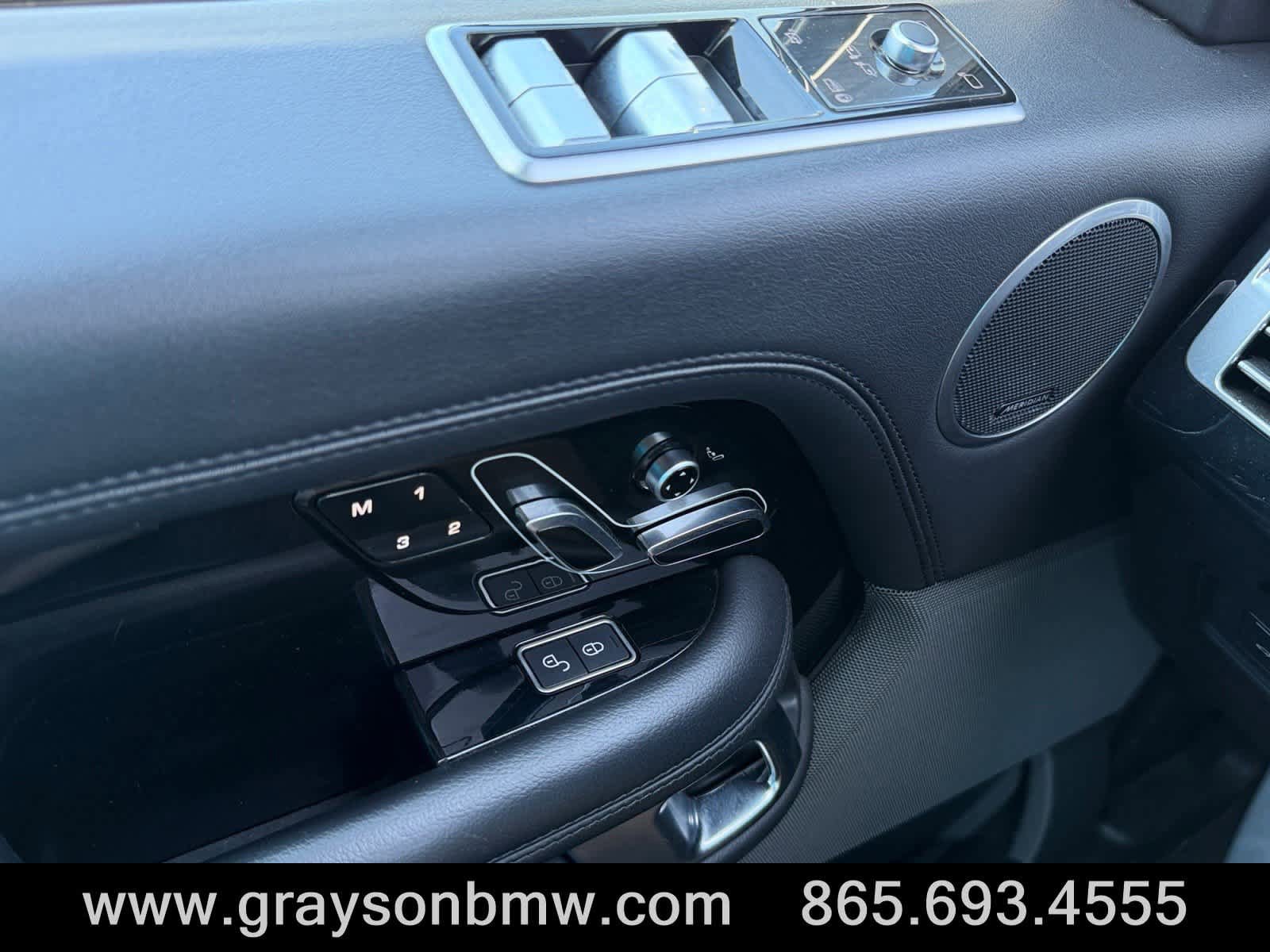 Used 2020 Land Rover Range Rover AWD/4WD image 27