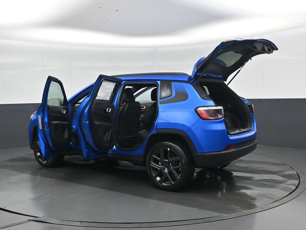 New 2026 Jeep Compass Latitude AWD/4WD image 47