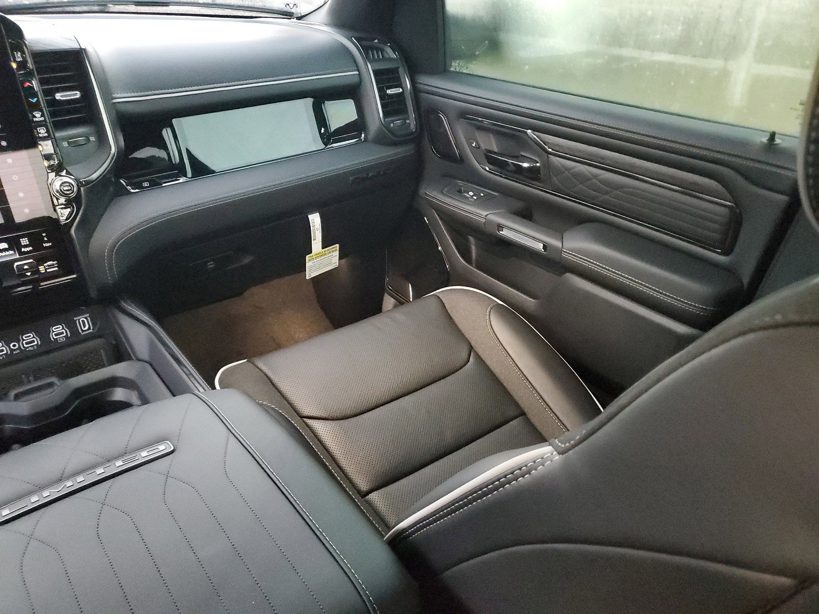 New 2026 RAM 1500 Limited image 15