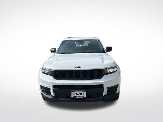 Used 2025 Jeep Grand Cherokee L Laredo image 7