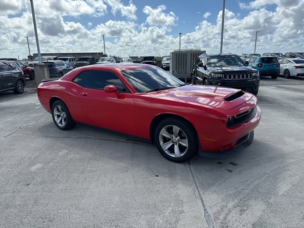 Used 2016 Dodge Challenger SXT