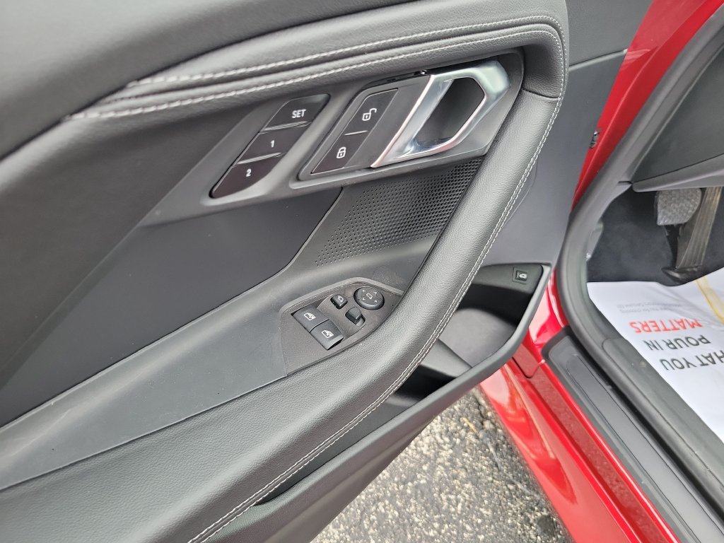 Used 2025 BMW 230i Coupe w/ Premium Package RWD image 14