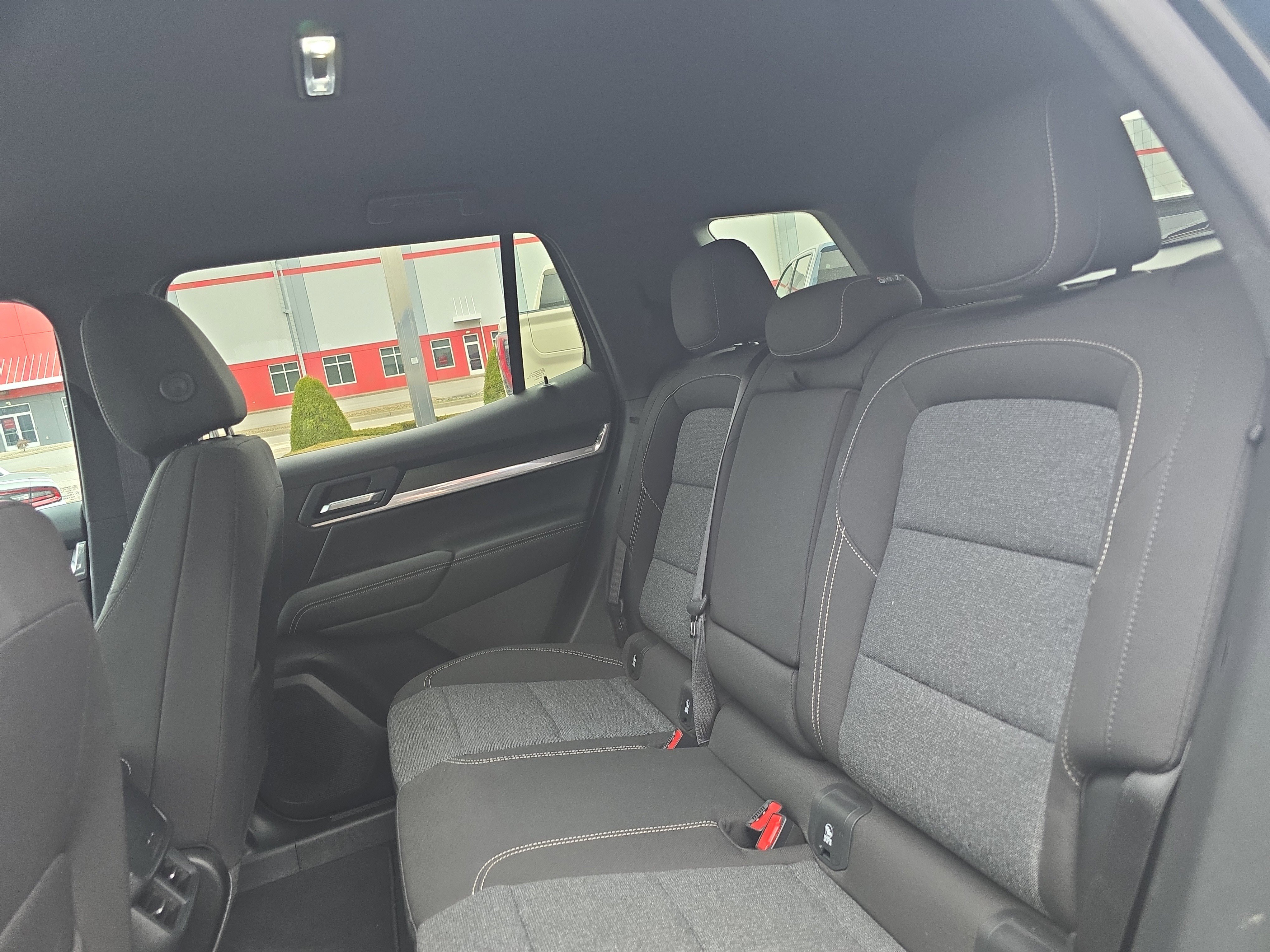 Used 2026 GMC Terrain Elevation w/ Black Edition image 14