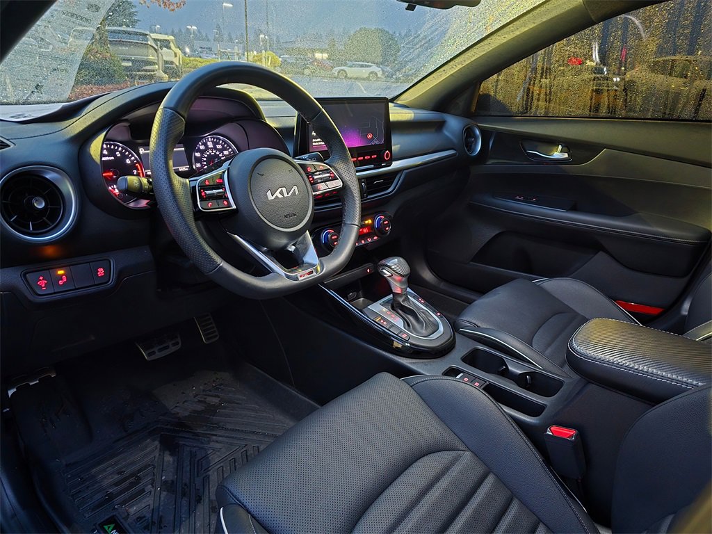 Used 2024 Kia Forte GT-Line w/ GT-Line Premium Package image 11