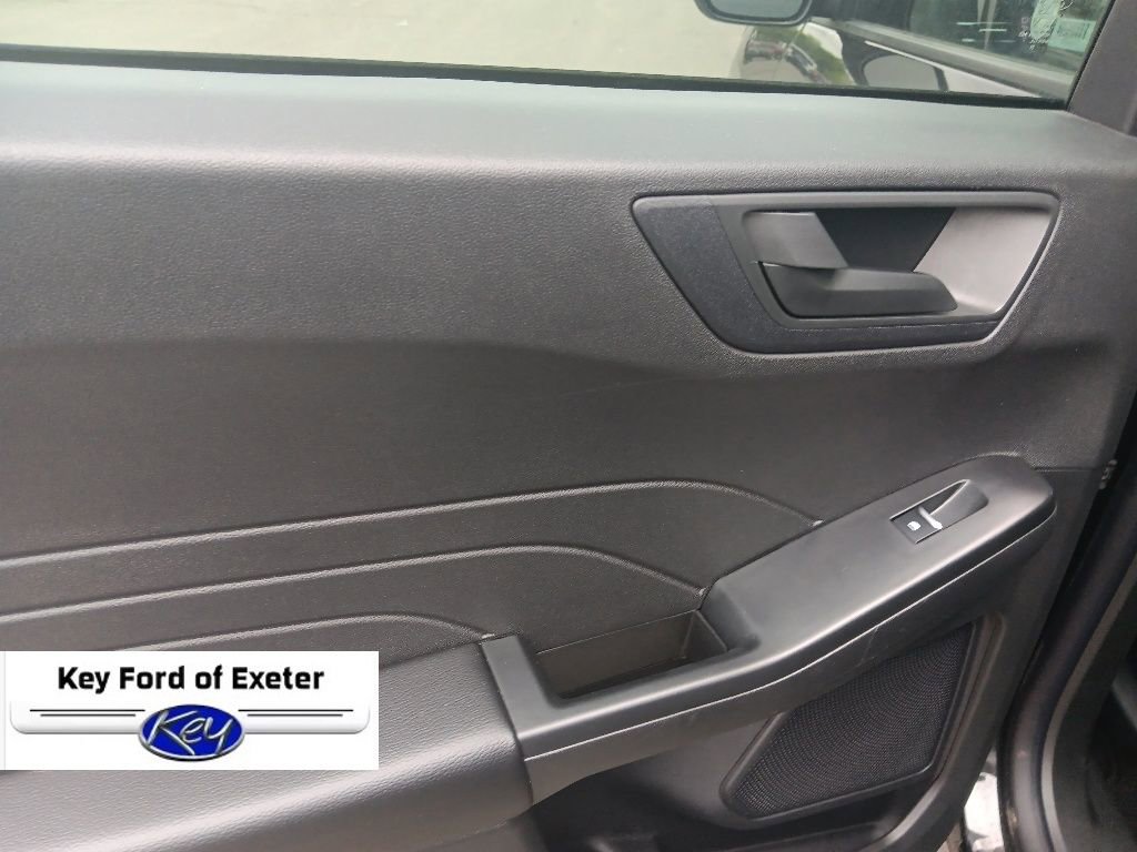 Used 2025 Ford Escape Active AWD/4WD image 14