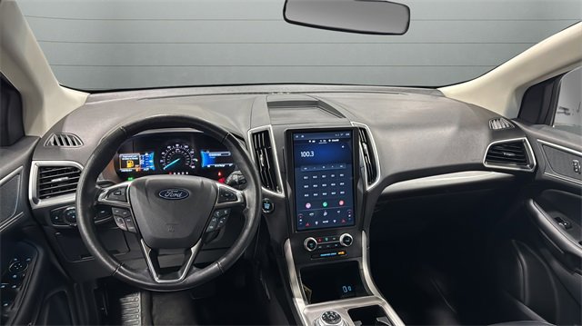 Used 2024 Ford Edge SEL image 9