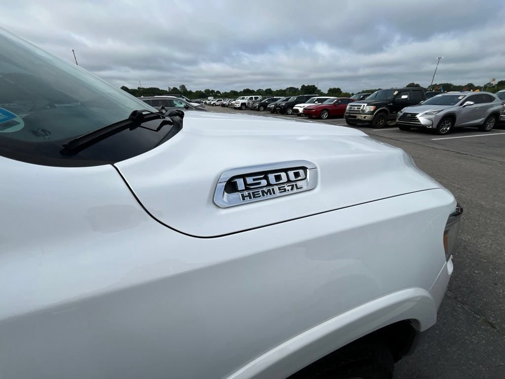 Used 2019 RAM 1500 Laramie AWD/4WD image 21