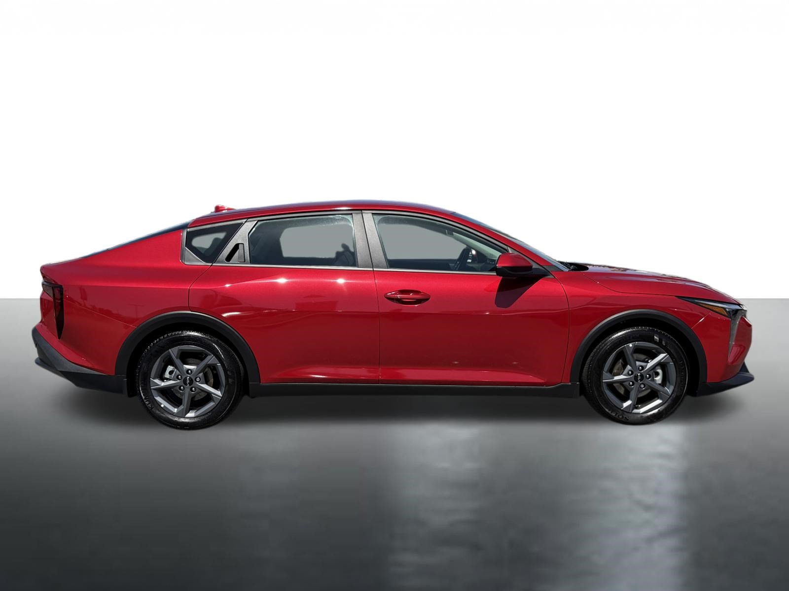 Certified 2025 Kia K4 FWD image 9