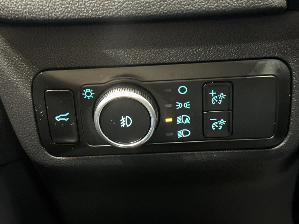 Used 2025 Ford Escape Platinum image 34