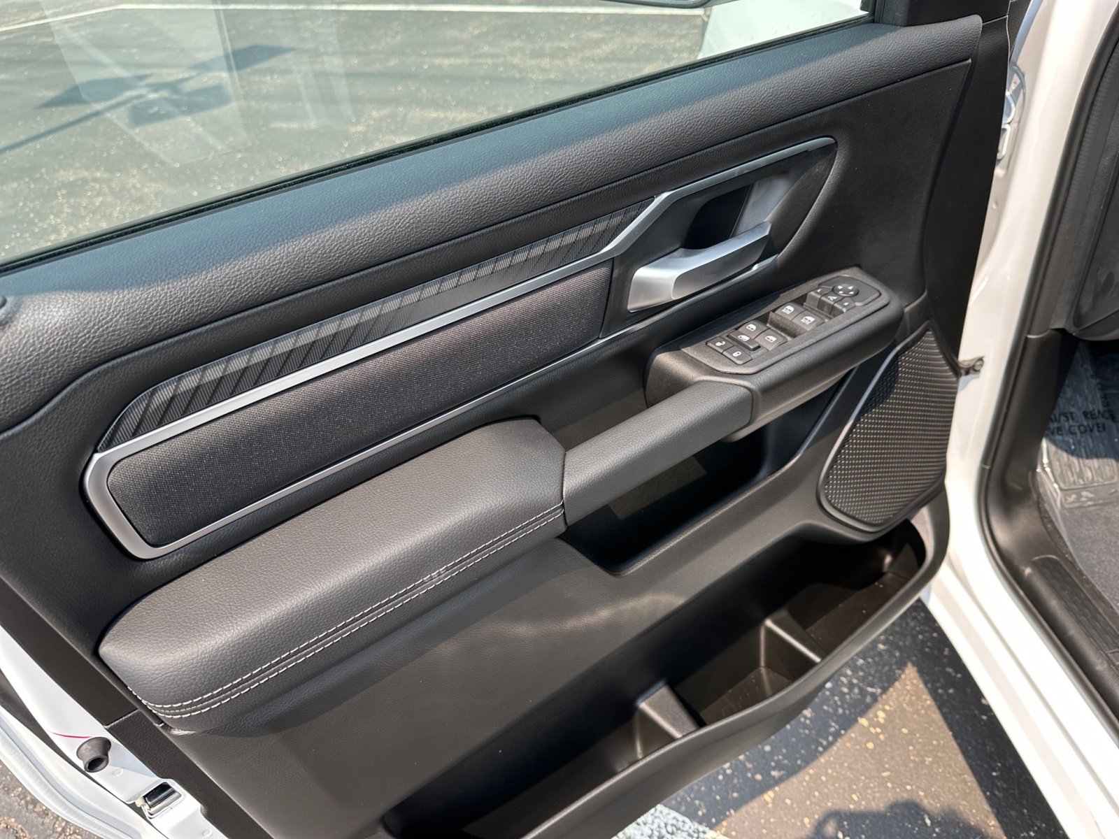 New 2026 RAM 1500 4x4 Crew Cab image 20