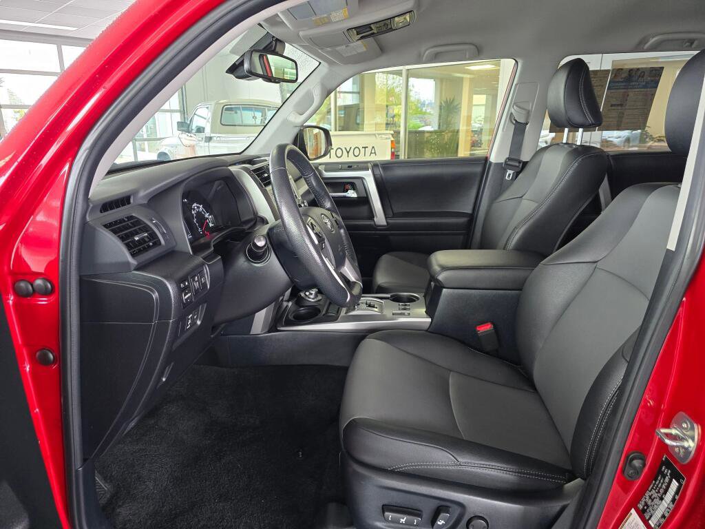 Used 2024 Toyota 4Runner SR5 Premium AWD/4WD image 20