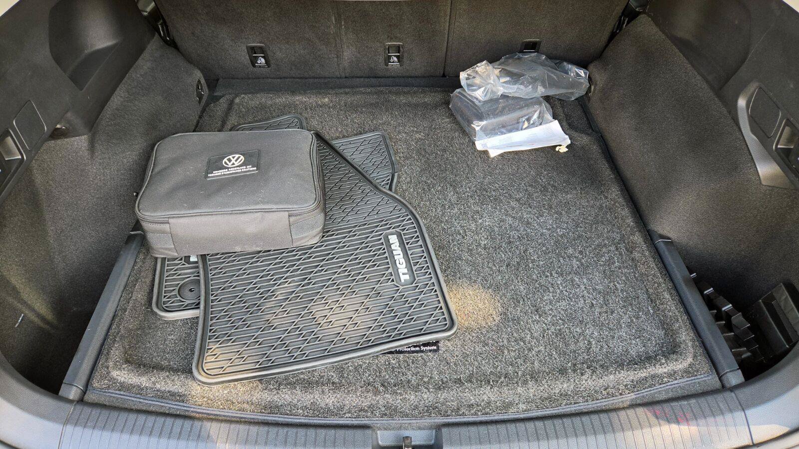Certified 2023 Volkswagen Tiguan SE AWD/4WD image 58