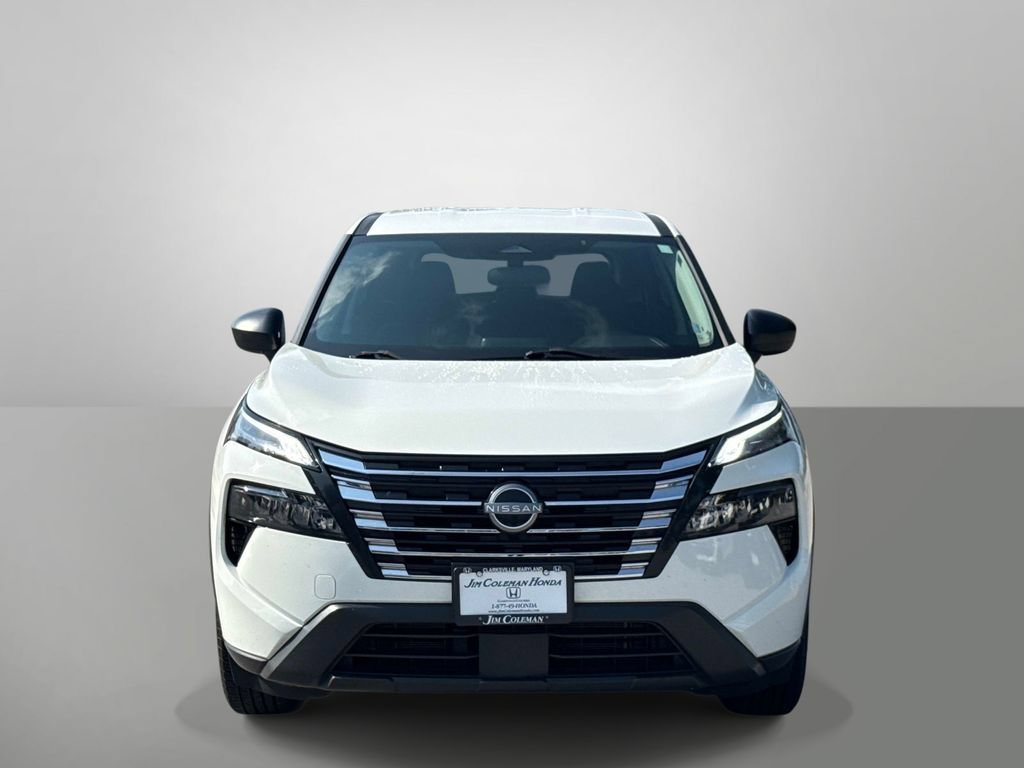 Used 2024 Nissan Rogue S AWD/4WD image 23