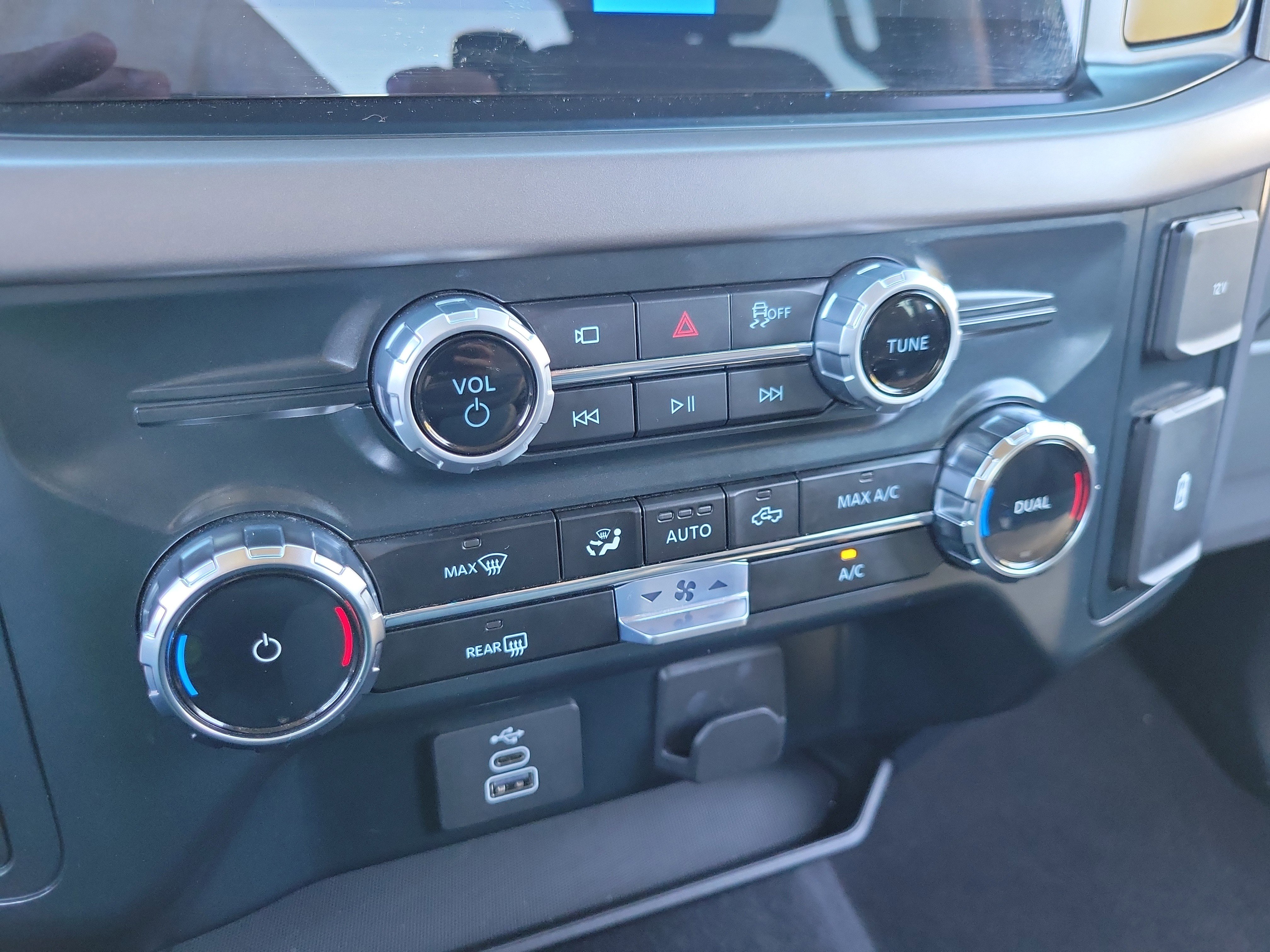 Used 2025 Ford F150 XLT w/ Equipment Group 301A Standard image 27