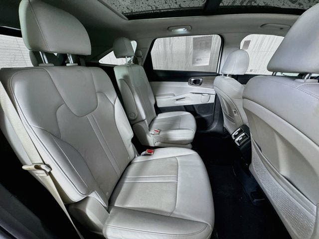 Certified 2023 Kia Sorento X-Line EX AWD/4WD image 28