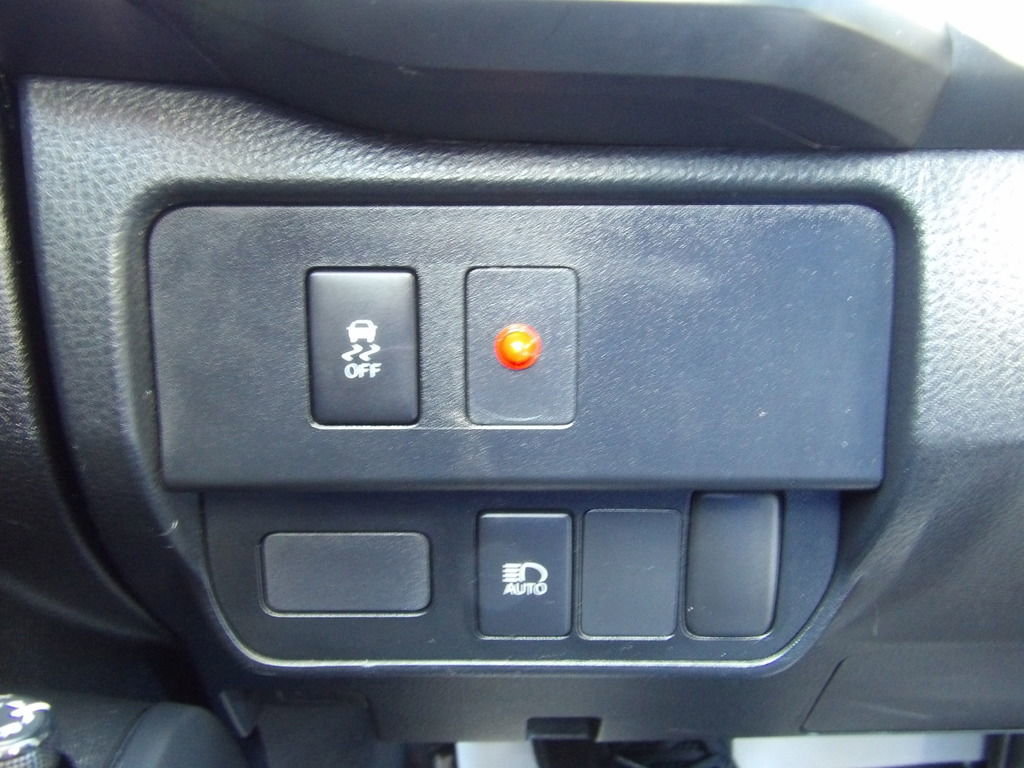 Used 2022 Toyota Tacoma SR image 16