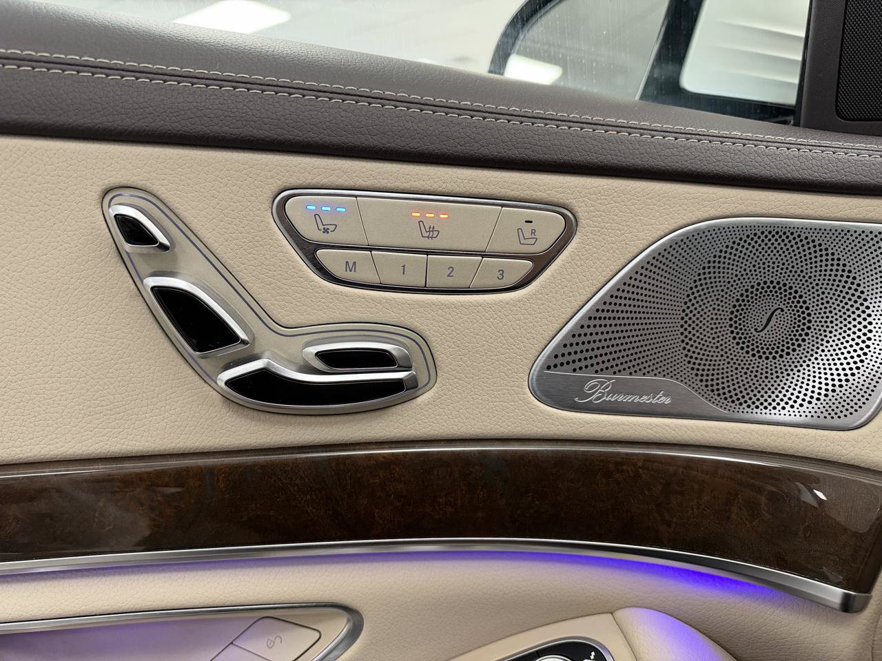 Used 2017 Mercedes-Benz S 550 Sedan image 28
