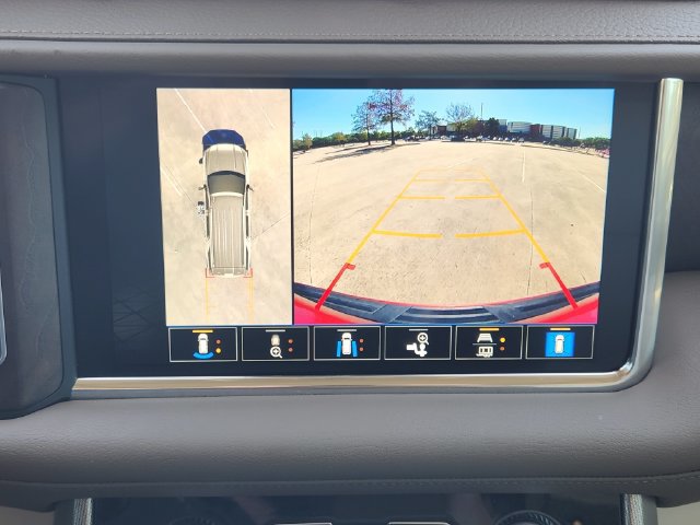 Used 2023 GMC Yukon XL Denali AWD/4WD image 18