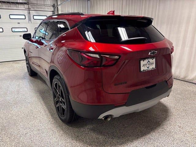 Used 2022 Chevrolet Blazer LT w/ Sound & Technology Package FWD image 6