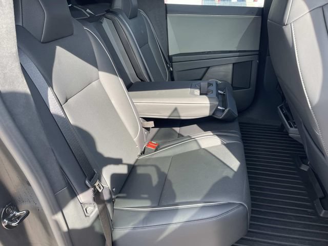 Used 2024 Tesla Cybertruck AWD Crew Cab image 20