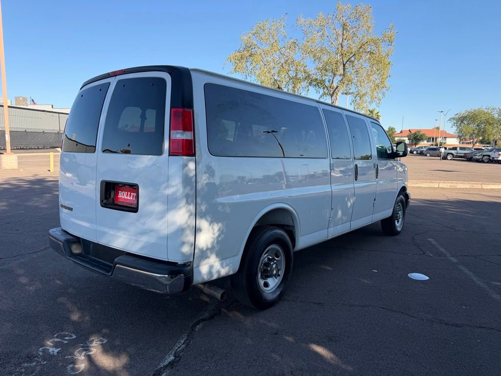 Used 2025 Chevrolet Express 3500 LT w/ LT Preferred Equipment Group image 9