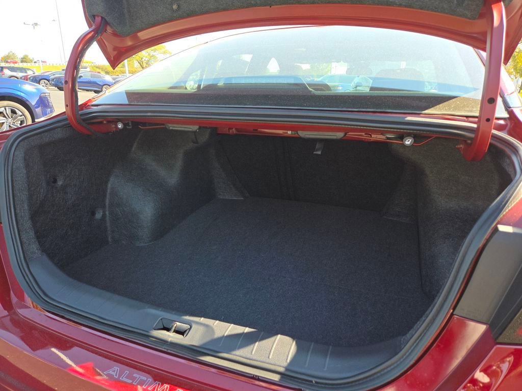 New 2025 Nissan Altima 2.5 SR w/ SR Premium Package image 27