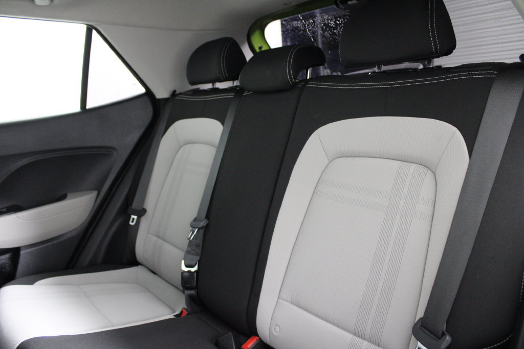 Certified 2024 Hyundai Venue SEL FWD image 20