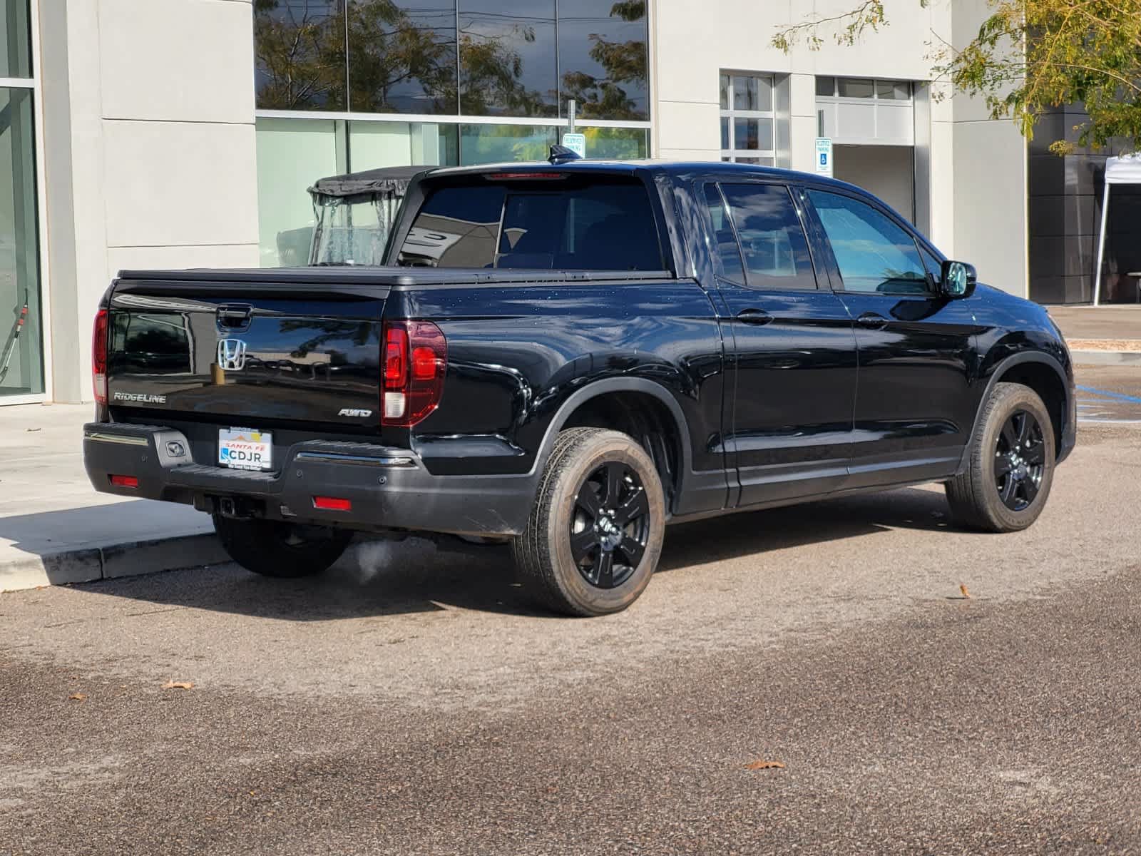 Used 2017 Honda Ridgeline Black Edition image 5