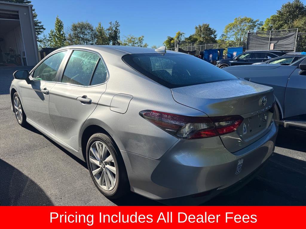 Used 2024 Toyota Camry LE FWD image 8