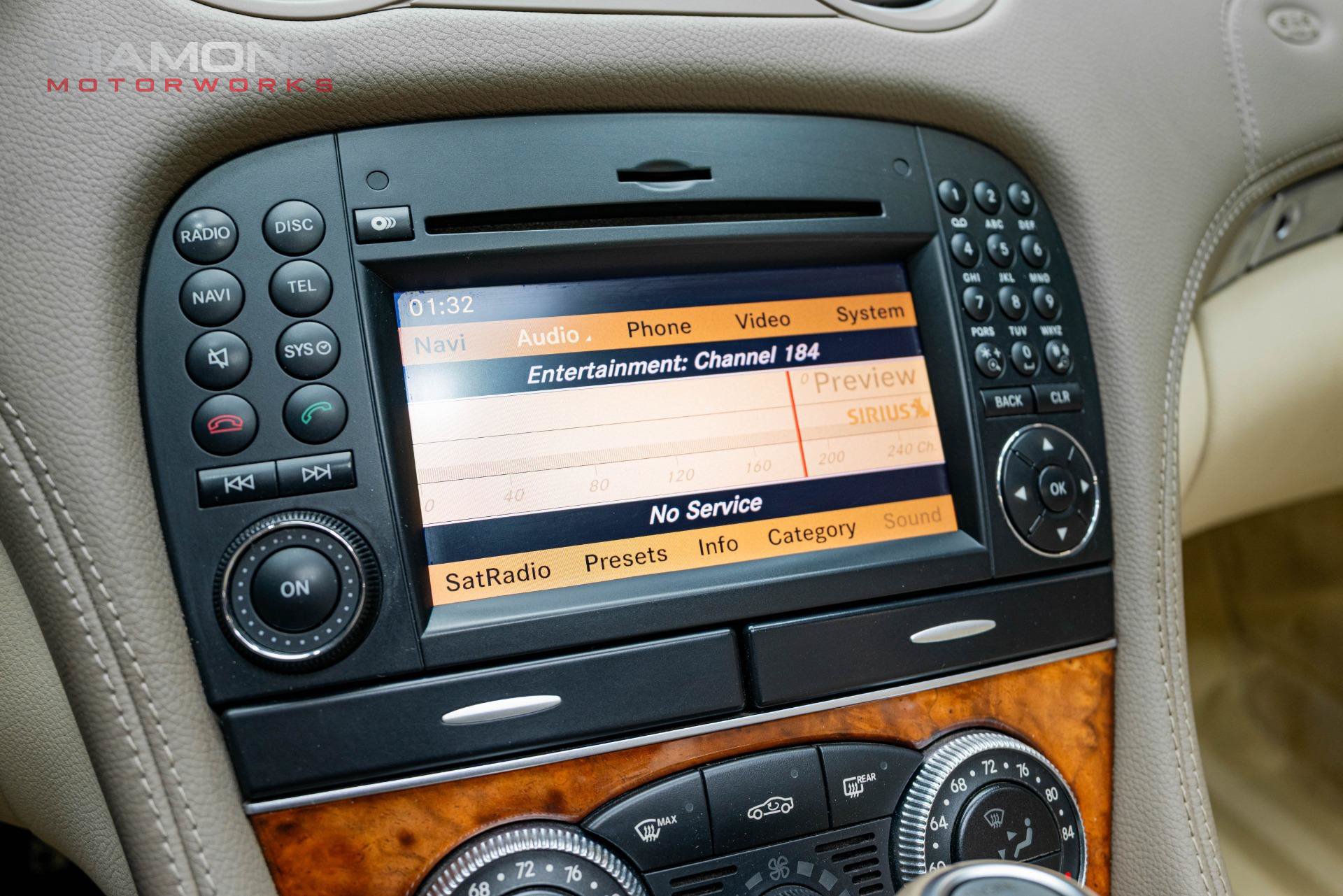 Used 2009 Mercedes-Benz SL 550 image 18