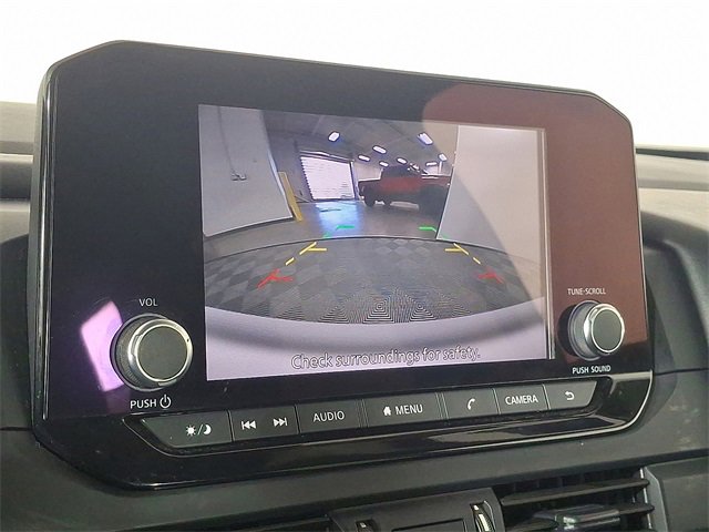 Used 2024 Nissan Pathfinder S image 4