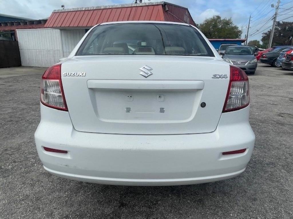 Used 2013 Suzuki SX4 LE image 5