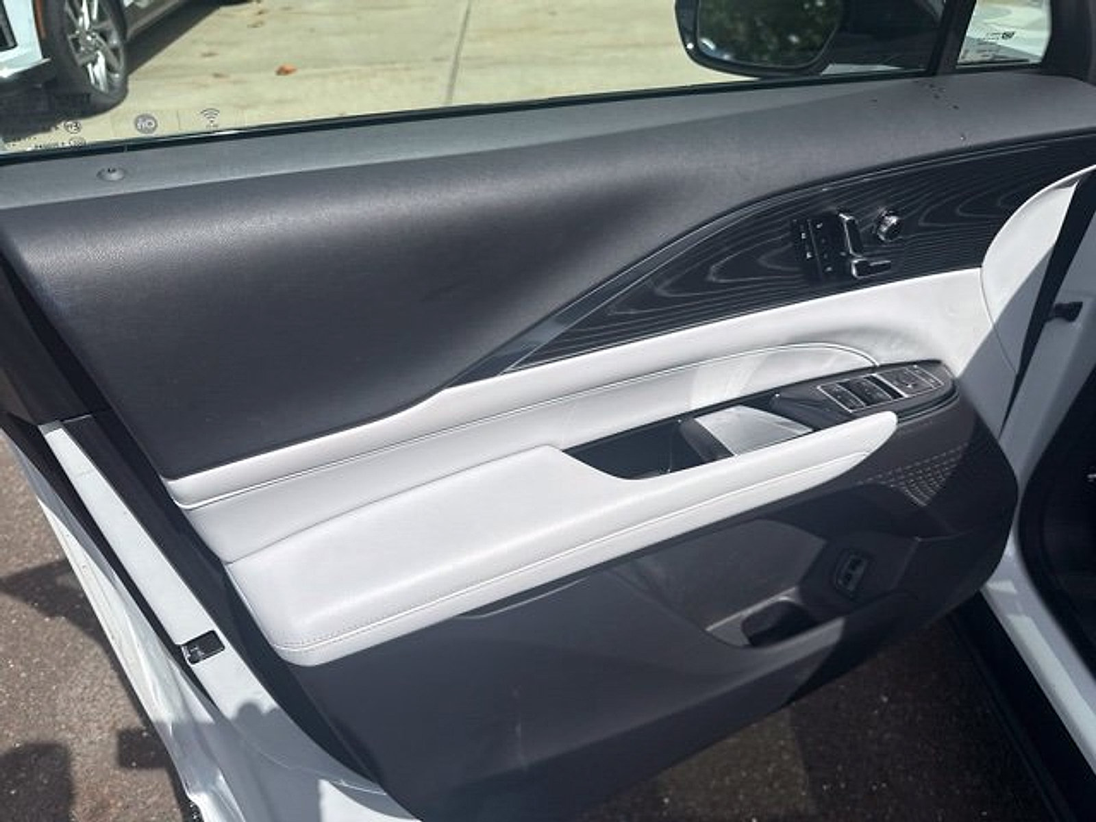 Certified 2024 Cadillac Lyriq Luxury w/ LPO, Floor Liner Package AWD/4WD image 17