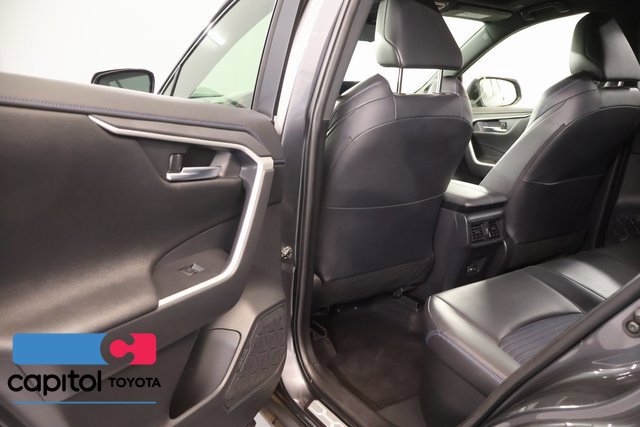 Certified 2025 Toyota RAV4 XSE w/ Advanced Technology Package AWD/4WD image 31