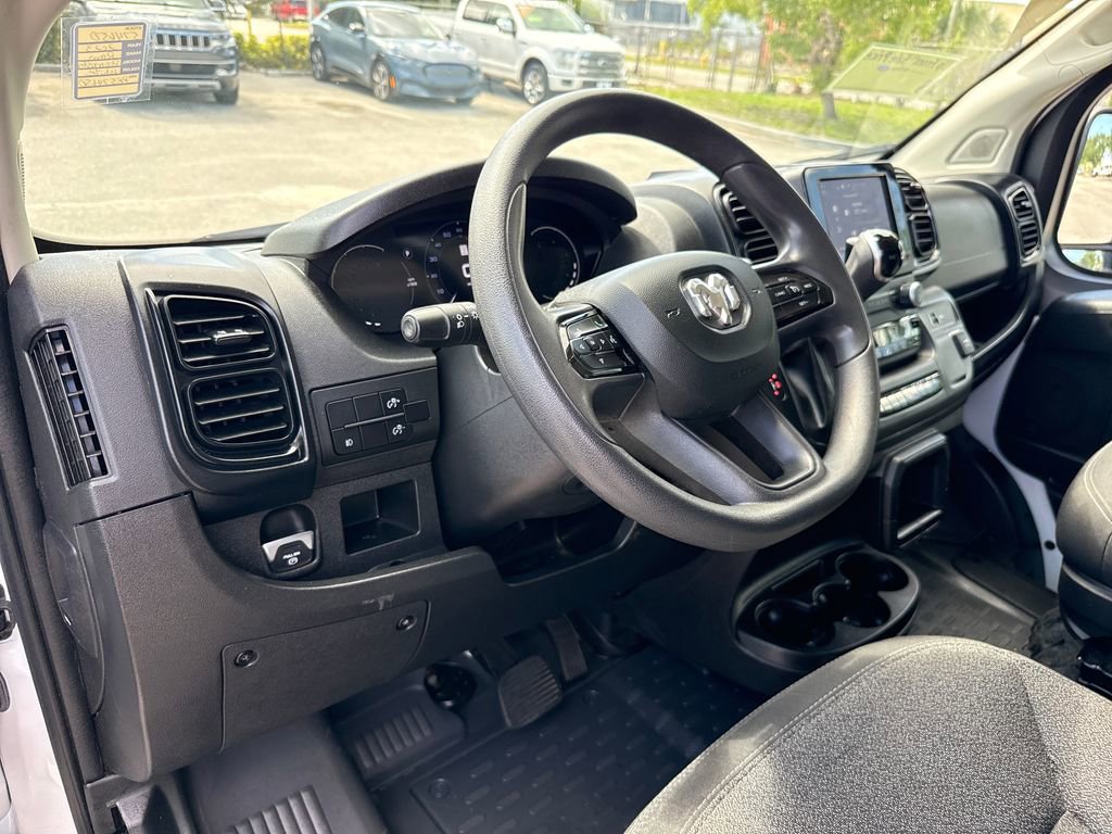 Used 2023 RAM ProMaster 2500 image 5