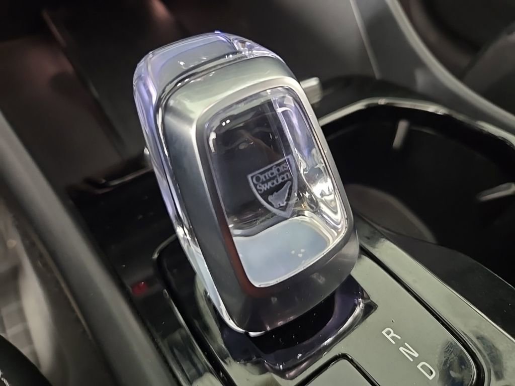 Certified 2023 Volvo XC40 B5 Plus w/ Climate Package AWD/4WD image 27