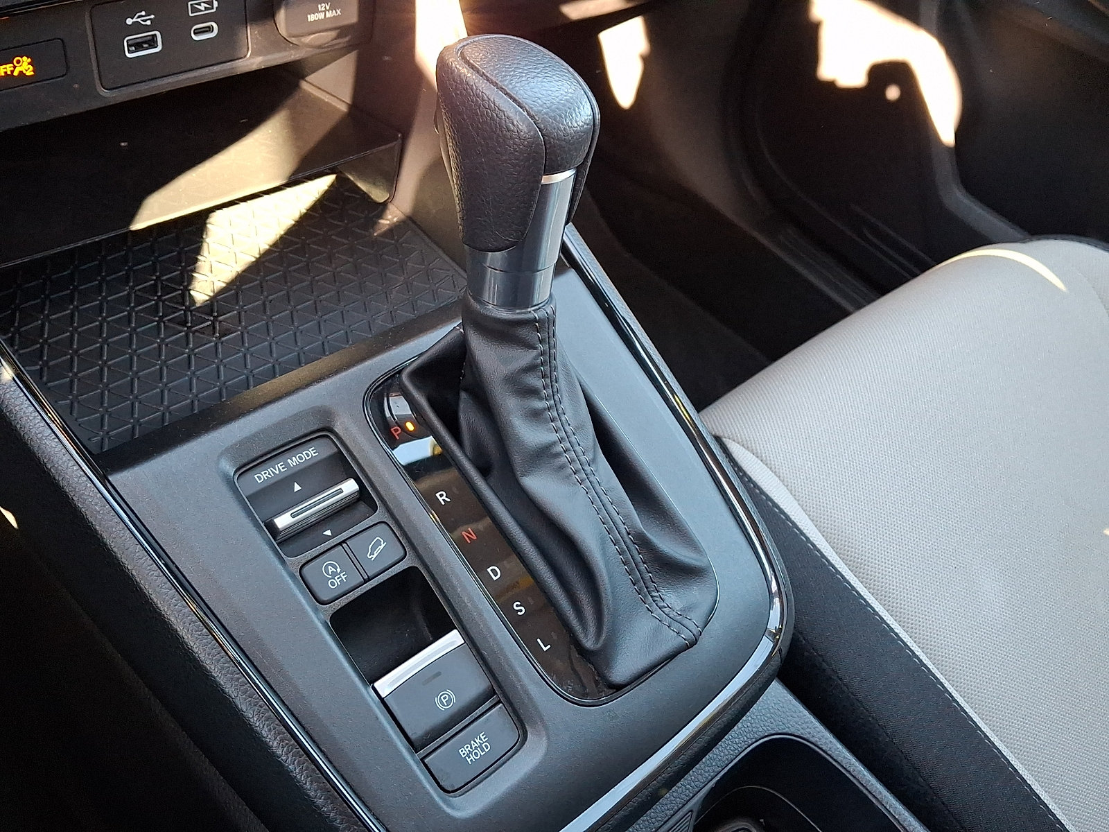 Used 2025 Honda CR-V EX image 16