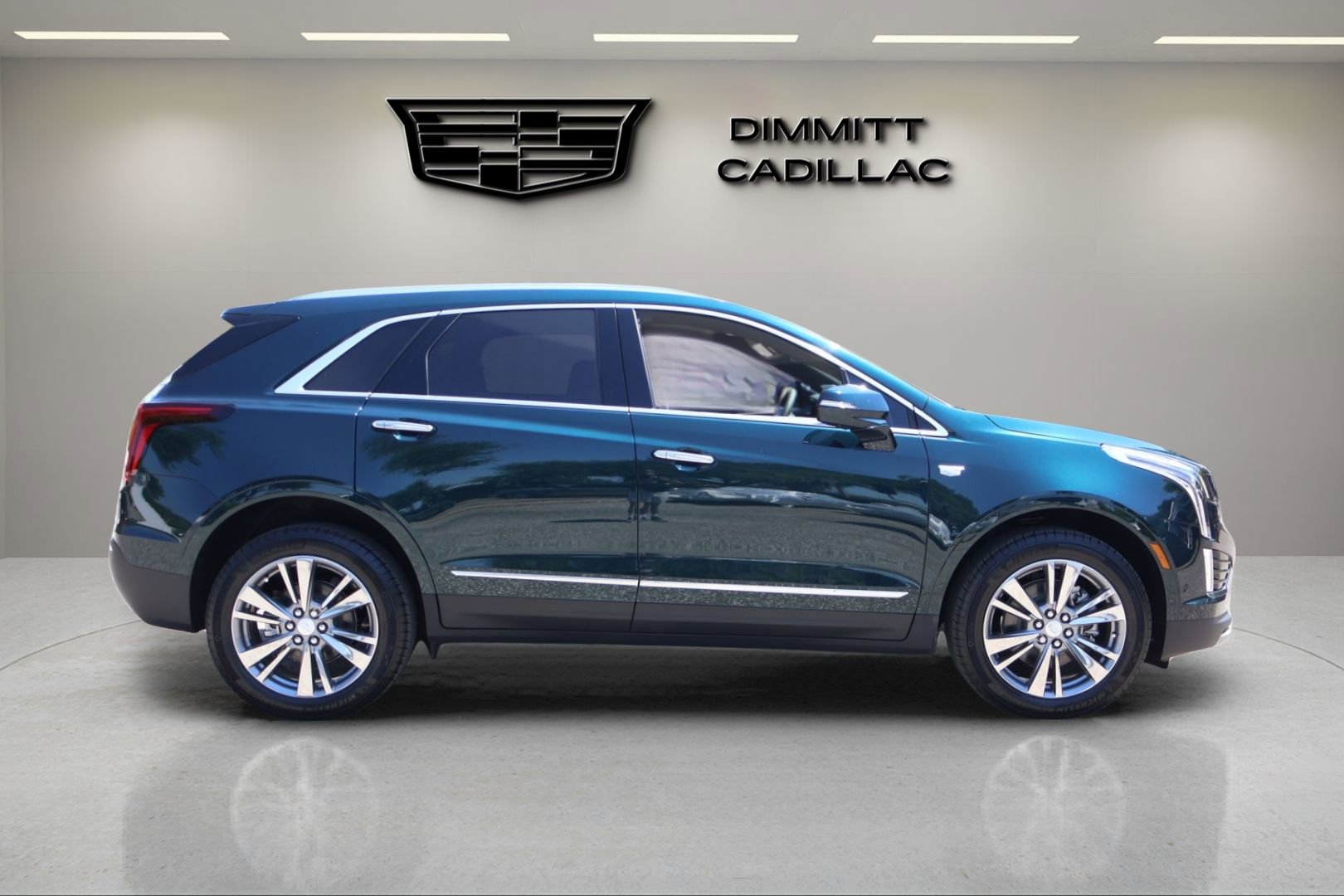 New 2026 Cadillac XT5 Premium Luxury w/ Driver Assist Package AWD/4WD image 6
