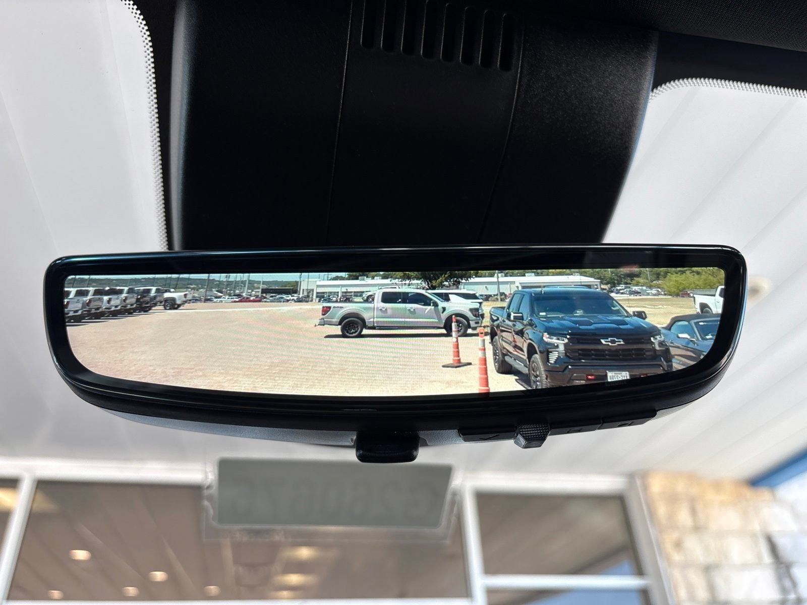 New 2026 GMC Sierra 2500 AT4 w/ AT4 Premium Plus Package AWD/4WD image 22