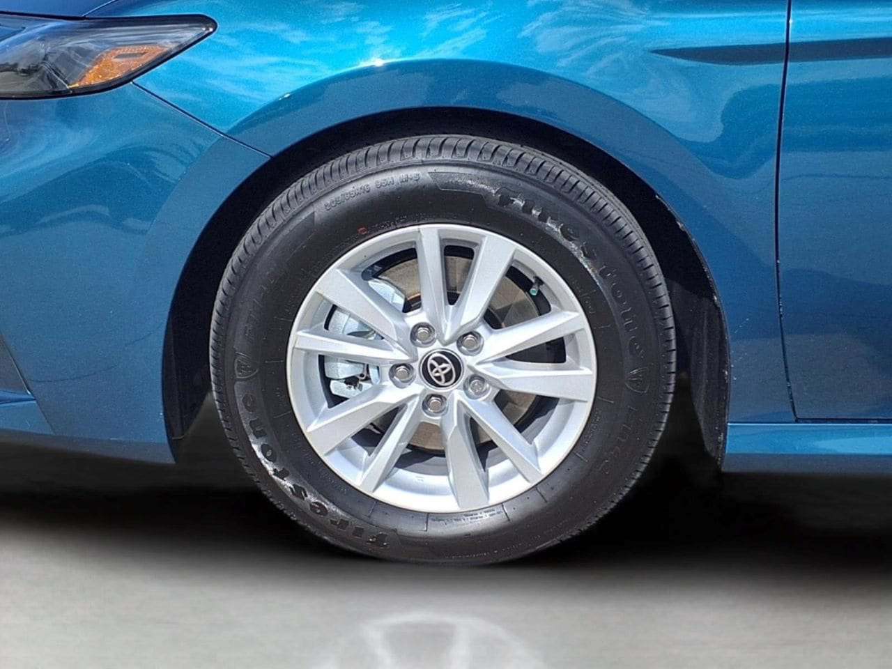 Used 2026 Toyota Camry LE w/ Convenience Package FWD image 9