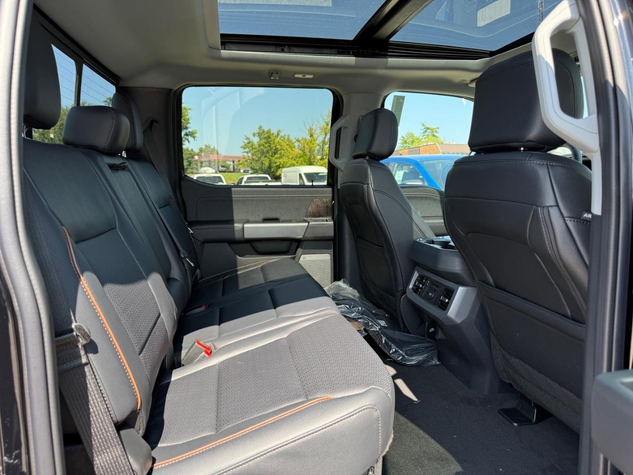 New 2026 Ford F350 Lariat image 6