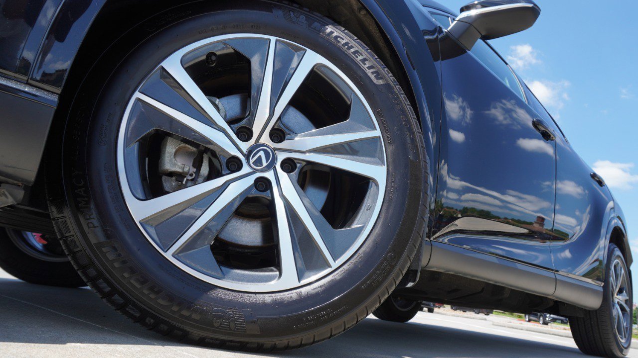 Used 2024 Lexus RX 350 Premium w/ Accessory Package (Z1) AWD/4WD image 12