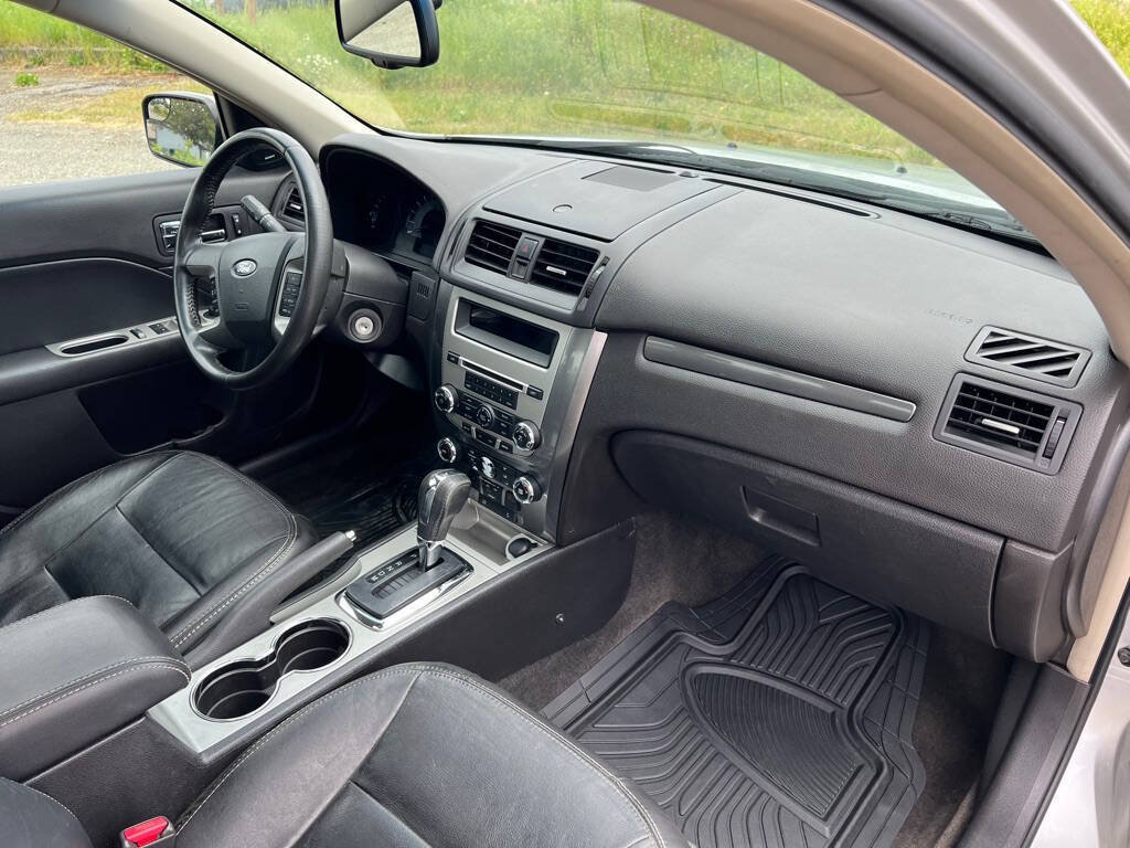 Used 2011 Ford Fusion SEL w/ 301A Rapid Spec Order Code FWD image 7