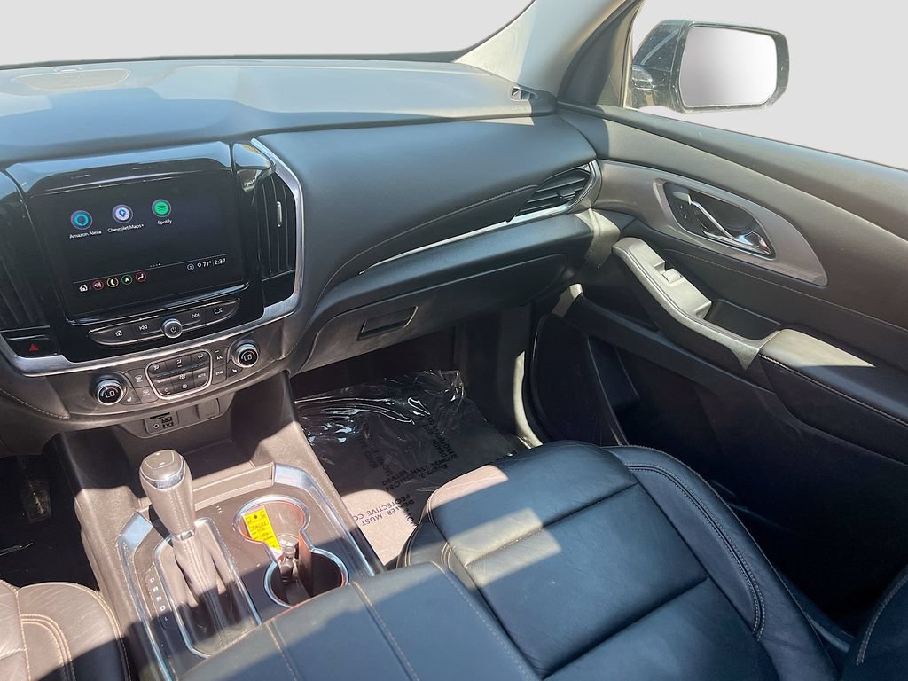 Used 2020 Chevrolet Traverse LT w/ LT Premium Package AWD/4WD image 24