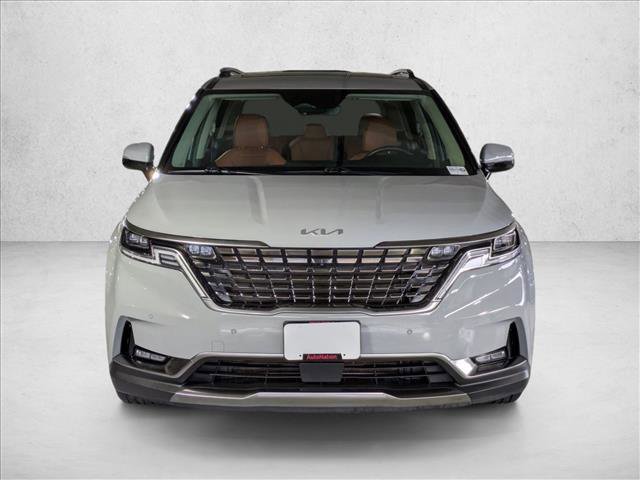 Used 2023 Kia Carnival SX Prestige image 2